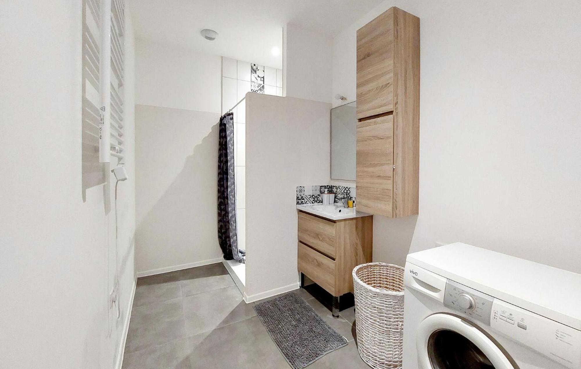 2 Bedroom Beautiful Apartment In Ле-Тійо Екстер'єр фото