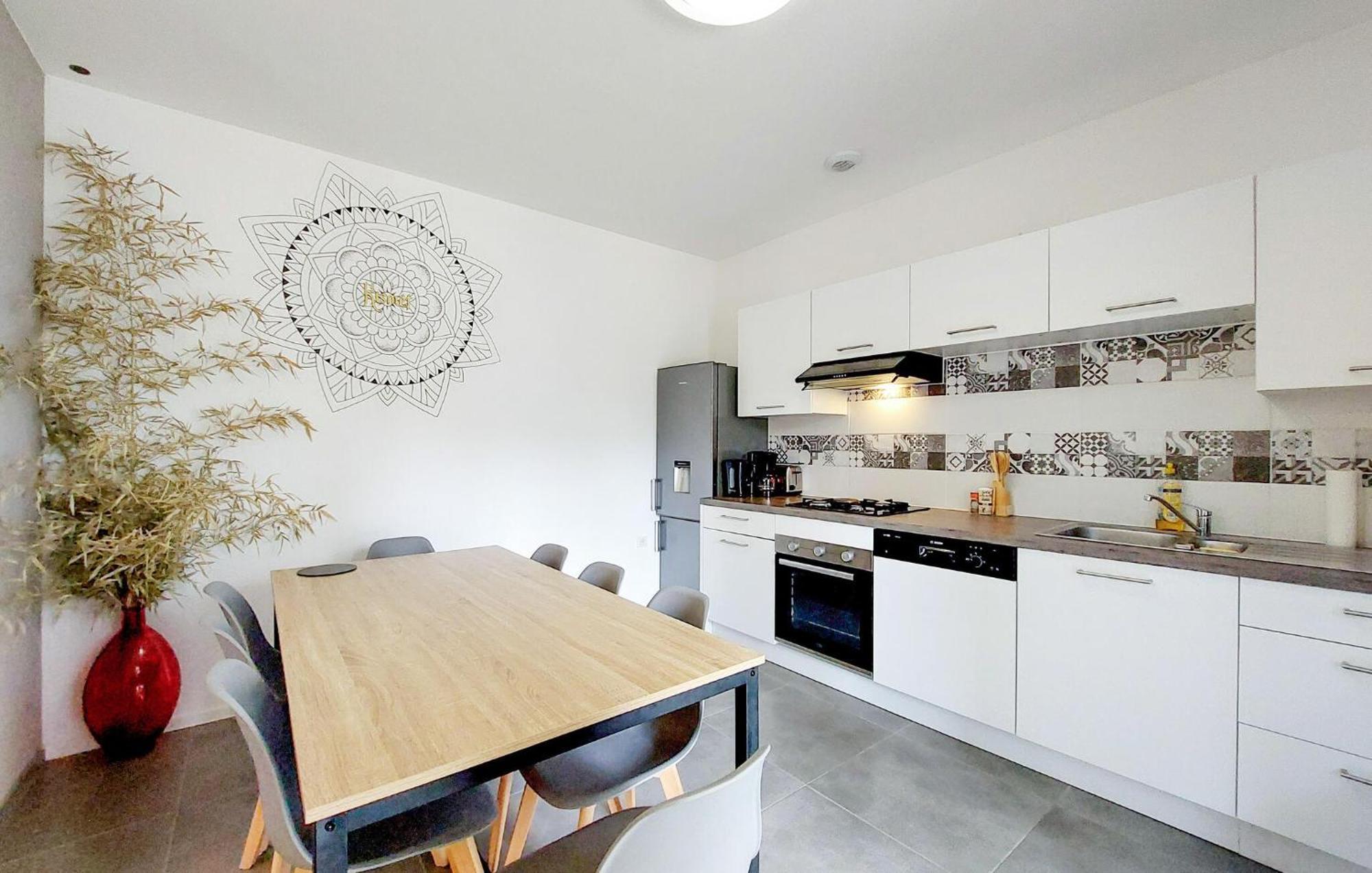 2 Bedroom Beautiful Apartment In Ле-Тійо Екстер'єр фото